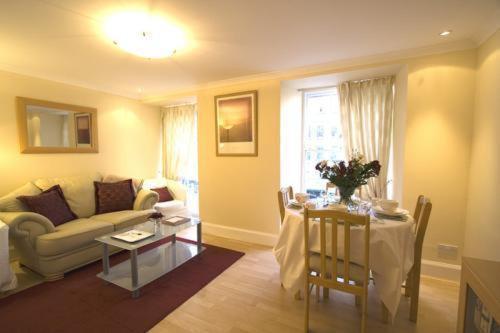 Apartments Royal Edimburgo Servicios foto